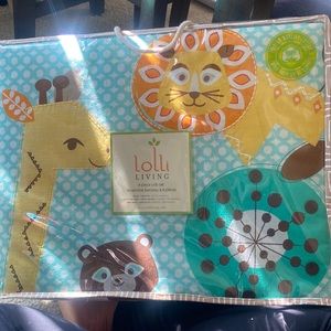 NWT Lolli Living 4 Piece Crib Set Zig Zag Zoo